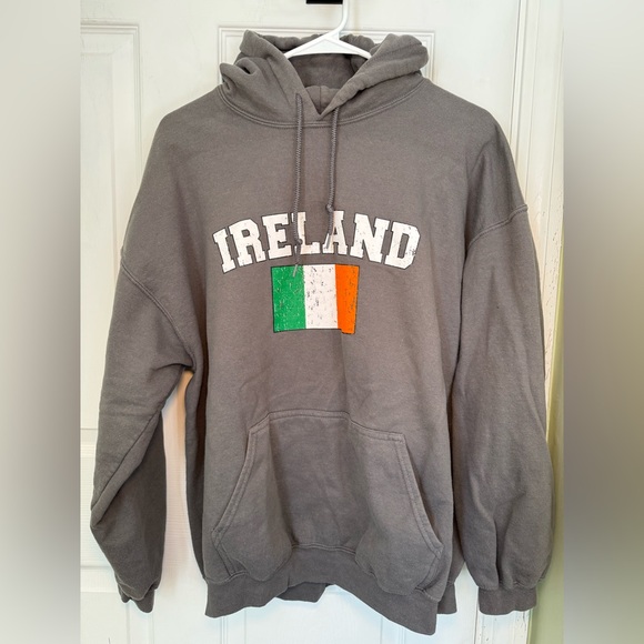 Gildan Other - Gildan Gray Ireland Hoodie